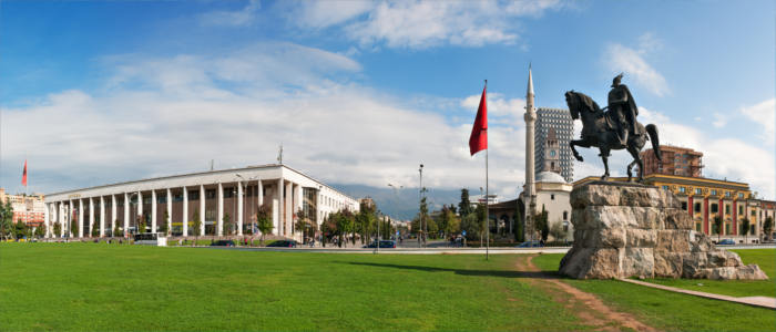 Hauptstadt Tirana in Albanien