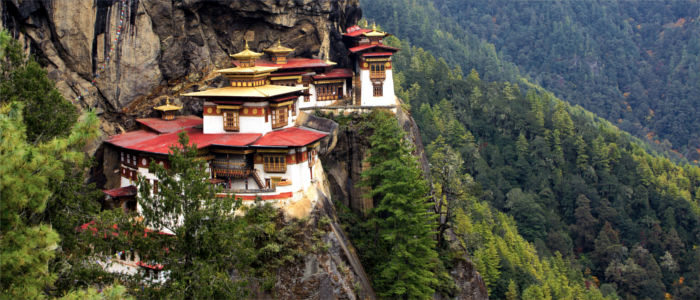 Taktshang Kloster im Gebirge von Bhutan