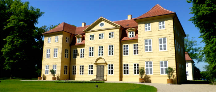 Schloss an der Mecklenburgischen Seenplatte