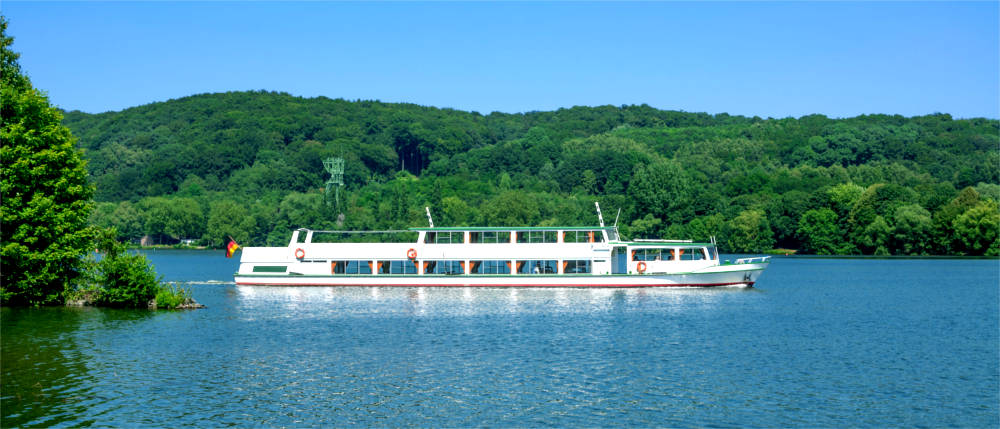 Schiff auf dem Baldeneysee