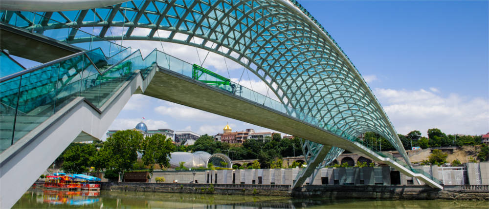 Die Friedensbrücke in Georgien