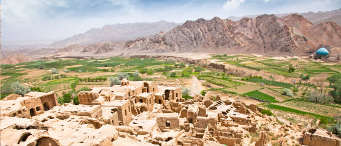 Felsen und weites Land der Provinz Yazd