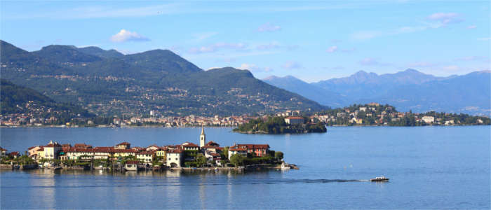 Berühmter See in Piemont