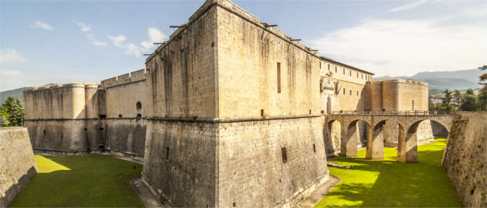Spanische Festung in der Hauptstadt der Abruzzen