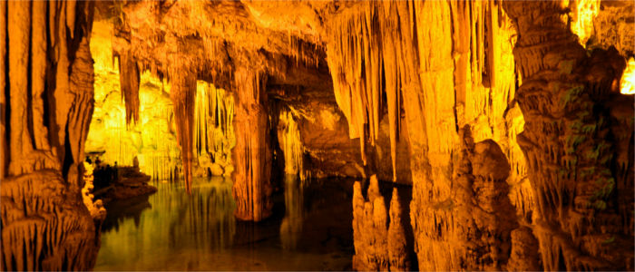 Tropfsteinhöhle auf Sardinien