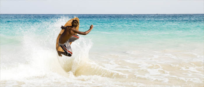 Wassersport in den Buchten von Kap Verde