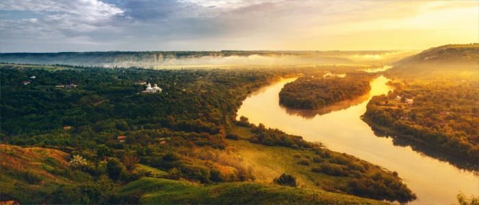Fluss Dnister in Moldawien