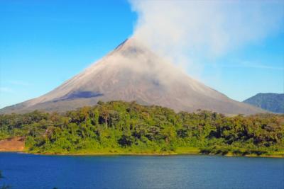 Land Costa Rica