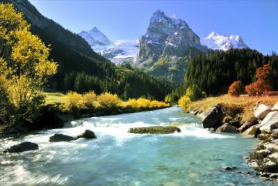 Schweiz Berge Schnee und Tradition Travelmyne de